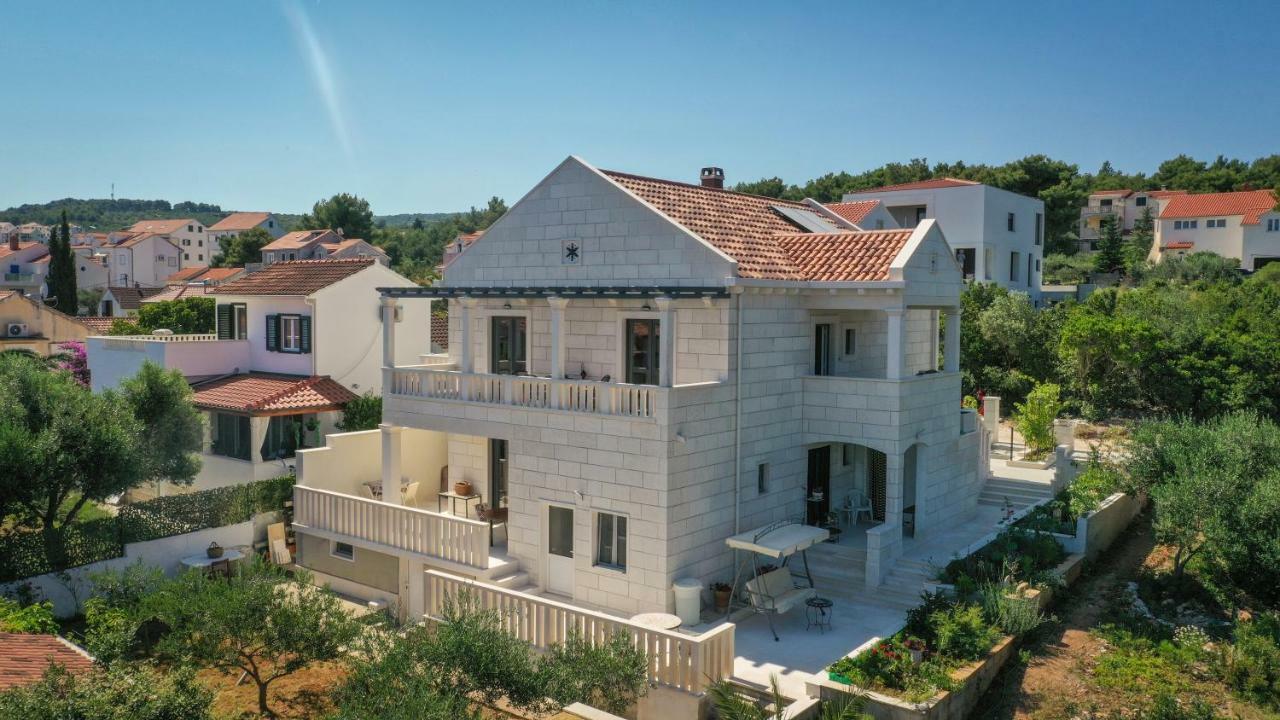 Ocean's Serenity Villa *
